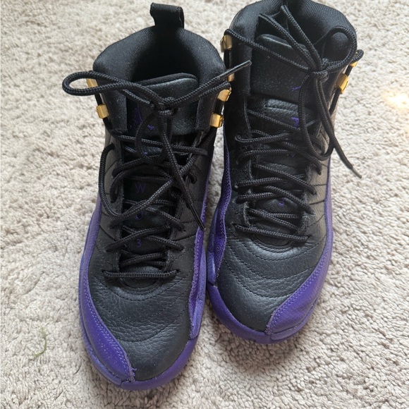 Nike Kids Sneakers Black and Purple - Picture 1 of 2